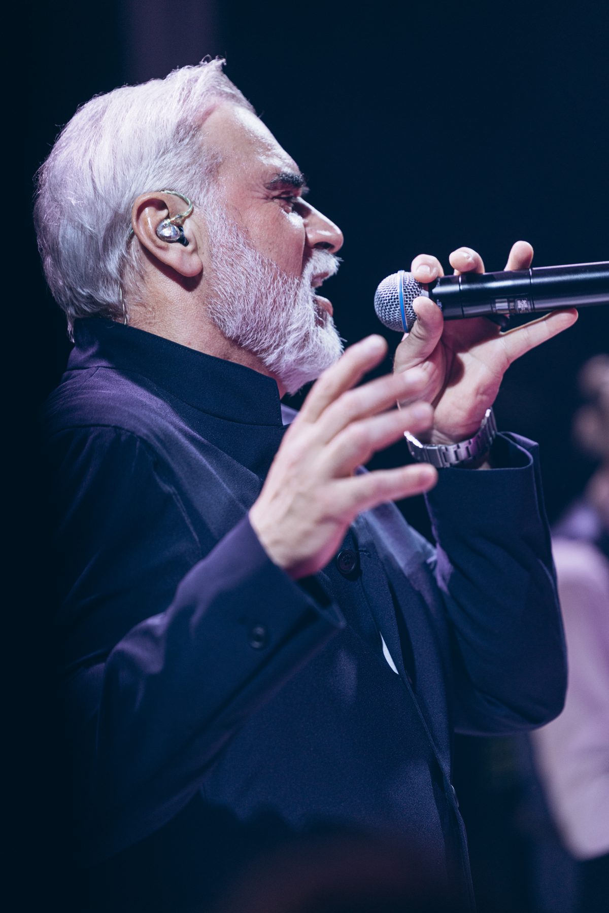 Headline performer